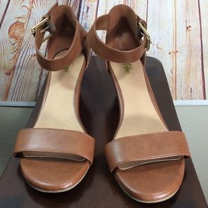 Fioni | Low Heel Sandal